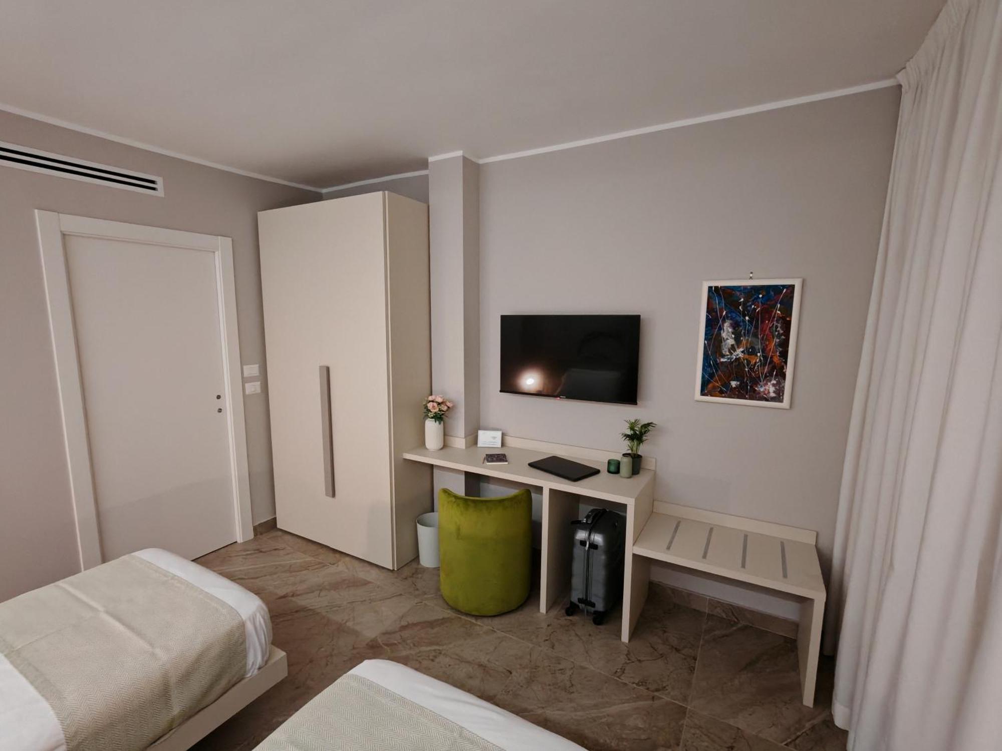 Effe4 Lovely Room Bari Chambre photo