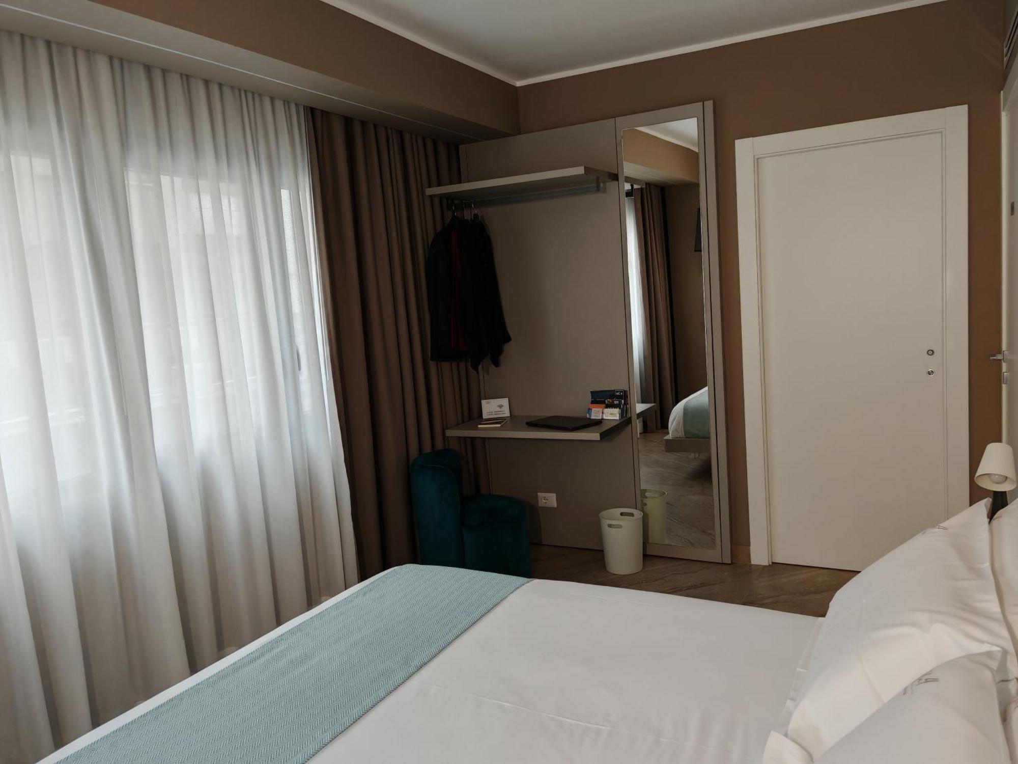 Effe4 Lovely Room Bari Extérieur photo